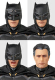 MAFEX BATMAN TACTICAL SUIT(ZACK SNYDER'S JUSTICE LEAGUE Ver.)《26年1月預定》 4530956472720