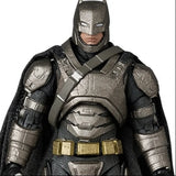 MAFEX ARMORED BATMAN Ver.1.5《26年8月預定》 日版 全數$698 / *免運費   店取pt:10 / 26年5月25日