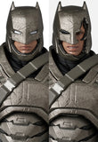 MAFEX ARMORED BATMAN Ver.1.5《26年8月預定》 日版 全數$698 / *免運費   店取pt:10 / 26年5月25日