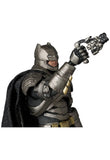 MAFEX ARMORED BATMAN Ver.1.5《26年8月預定》 日版 全數$698 / *免運費   店取pt:10 / 26年5月25日