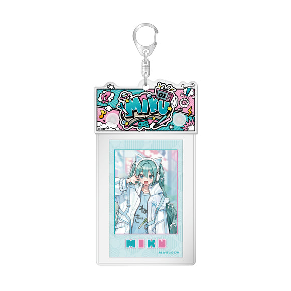 初音ミク フォトホルダー(カード付) akiba culture fashion 初音ミク(亞加力鎖匙扣)※不設寄送《25年11月預定》 日版 全數$128 / ※不設寄送 / 25年9月8日