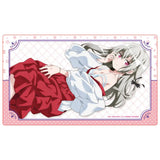 となりの吸血鬼さん 描き下ろし ラバーマット ソフィー(巫女) 寝そべり(橡膠枱墊)※不設寄送《25年3月預定》 4571576721720