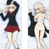 【再販】ガールズ&パンツァー 劇場版 描き下ろし抱き枕カバー 逸見エリカ 2WAYトリコット（抱枕套）※不連枕芯《27年2月預定》 日版 全數$1098 / *免運費   店取pt:10 / 26年11月27日