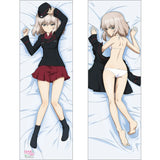【再販】ガールズ&パンツァー 劇場版 描き下ろし抱き枕カバー 逸見エリカ 2WAYトリコット（抱枕套）※不連枕芯《27年2月預定》 日版 全數$1098 / *免運費   店取pt:10 / 26年11月27日