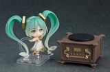 【再販】ねんどろいど 初音ミクシンフォニー 5th Anniversary Ver.《26年1月預定》 行版 全數$498 / *免運費   店取pt:10 / 25年11月3日