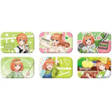 スクエア缶バッジ 五等分の花嫁∽ 05 四葉Ver.(公式イラスト)(襟章)(全套6個入)※不設寄送《25年5月預定》 4582793568098